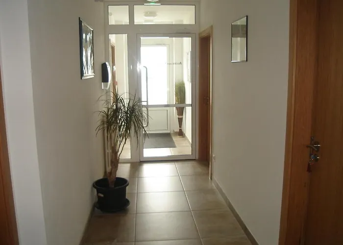 De La Gare Hotel Mont-de-Marsan