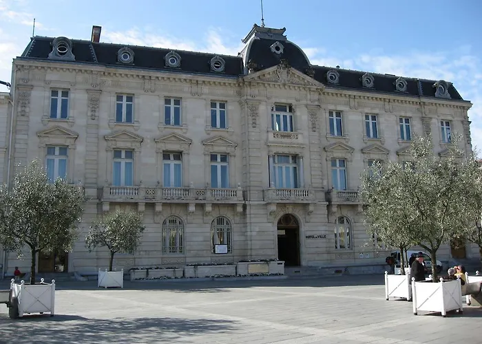 Hotel De La Gare Mont-de-Marsan